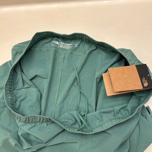 The North Face Men’s Shorts - Picture 8 of 8